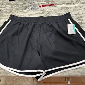 JUST MY SIZE Women's Plus Size Active Woven Run Short 2x